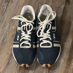 Women’s Sneakers size 10